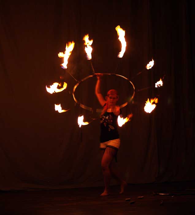 Keywords: цирк Кешет факел огни Арад Израиль
