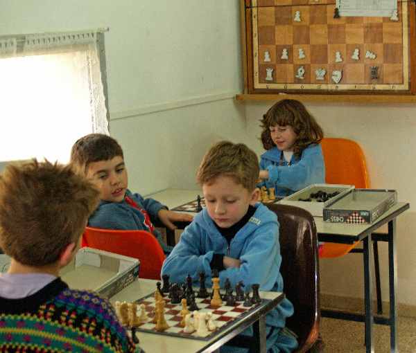 а как у вас дела?
Первый в жизни шахматный турнир 
Keywords: шахматы Израиль Арад турнир радуга